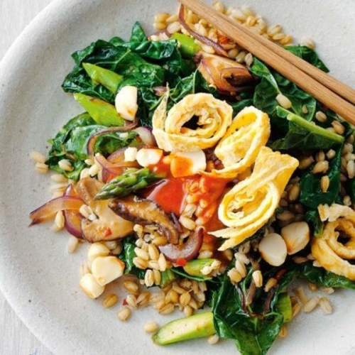 Stir-fried barley with vegies and macadamias