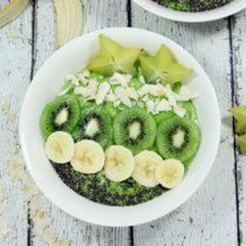 Paleo & Whole30 Tropical Avocado Smoot