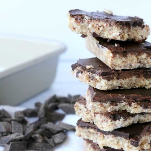 A No Bake Paleo Chocolate Cashew Coconut Dessert That’s Healthy