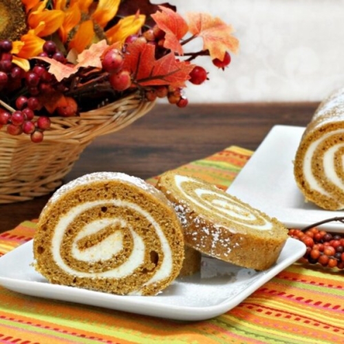 Pumpkin Spice Cake Roll