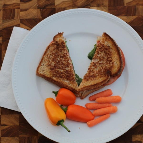 Low-Calorie Caprese Grilled Cheese