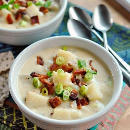 Recipe: Baked Potato Soup With Bacon, Scallions & Cheddar