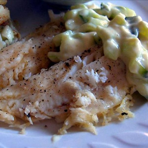 Microwave Diabetic Fish With Cool Cucumber Sauce