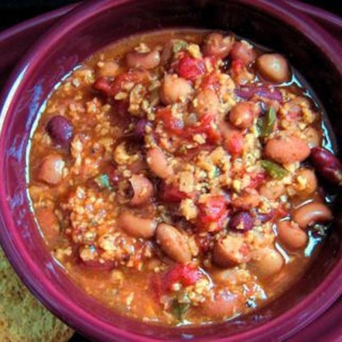 Low Fat Chili Made With Fat-Free Ground Turkey, 210 Calories Per