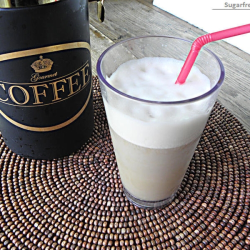 Low-Calorie Iced Coffee Vanilla Frappe [Da