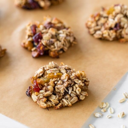 Low-Fat, Low-Calorie Vegan Oatmeal Cookies (Sugar-Free)