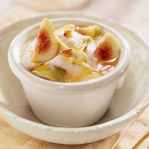 Fresh Figs with Yogurt & Honey