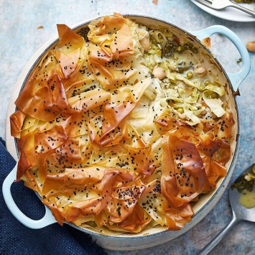 Creamy greens pot pie