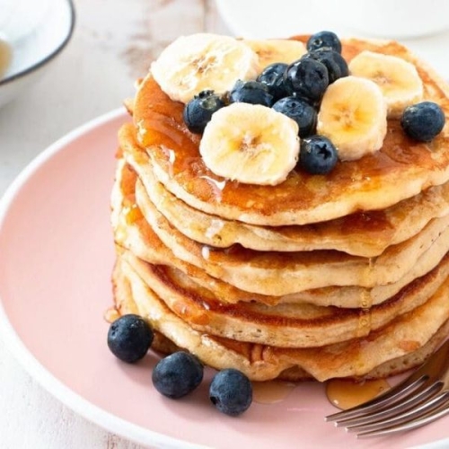 Low Calorie High Protein Banana Pancakes