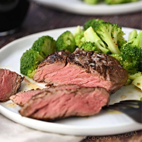 Sous Vide Filet Mignon in an Instant Pot
