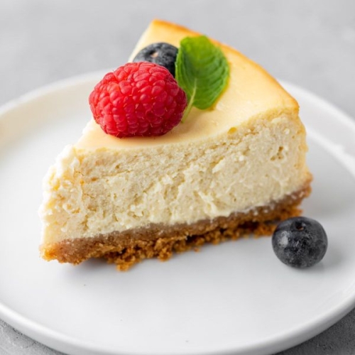 Low-Fat Cheesecake {only 160 Calories!}