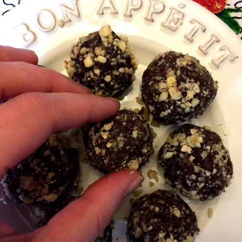 Healthy Hazelnut Chocolate Truffle Balls