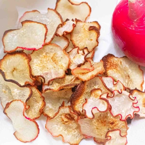 Crispy Baked Radish Chips