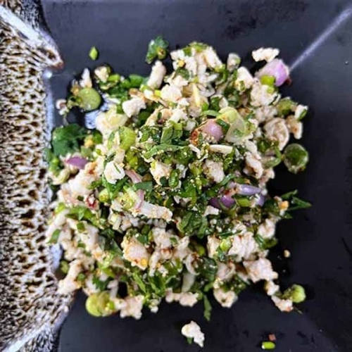 Thai Larb Gai (Ground Chicken Salad with lime and herbs)