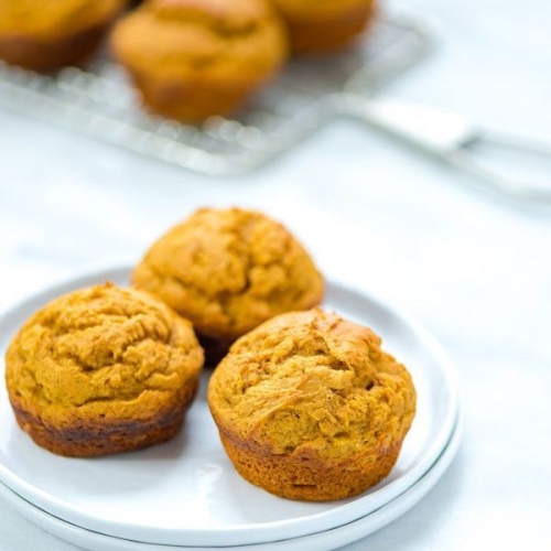 Low Calorie Pumpkin Muffins with Cake Mix