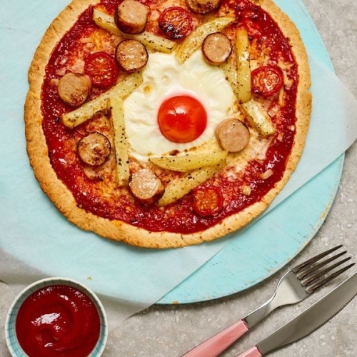 Sausage, Egg and Chips Pizza | Slimming & Weight Watchers Friendly