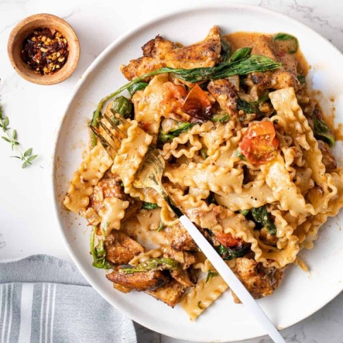 Healthy Tuscan Chicken Pasta Recipe