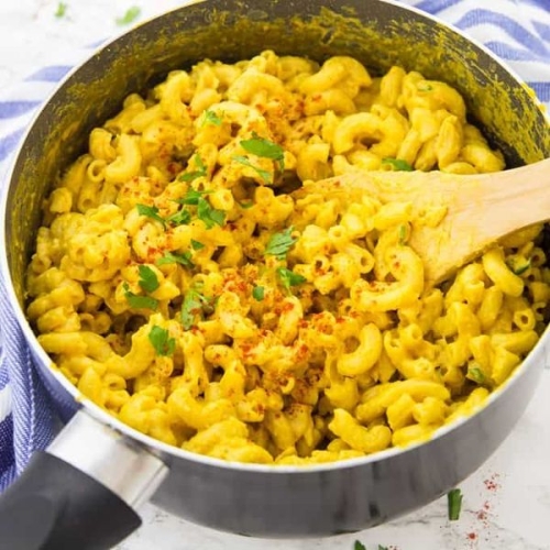 The Cheesiest Vegan Mac & Cheese Ever!