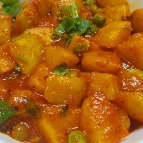 Turnip and Potato Curry with Green Peas