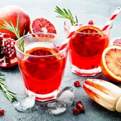 Low Calorie Pomegranate Cocktails