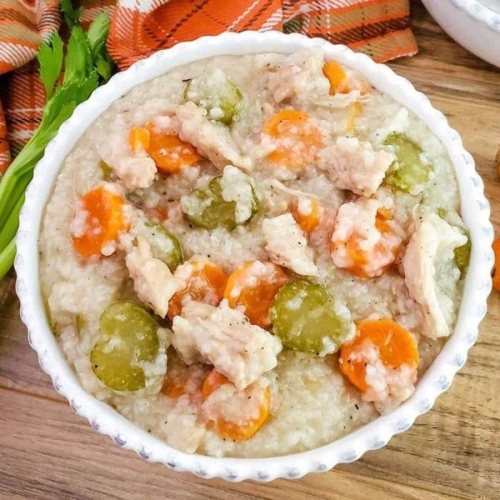 Low Calorie Slow Cooker Turkey and Rice Soup