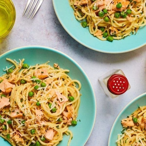 Smoked Salmon Spaghetti Carbonara | Slimming & Weight Watchers Friendly
