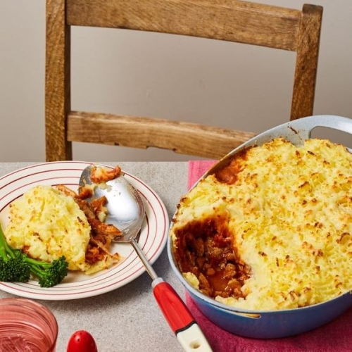 Smoky BBQ Chicken Pie | Slimming & Weight Watchers Friendly
