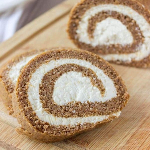 Pumpkin Roll Cake