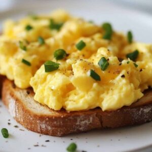 Scrambled Egg on Toast | Weight Watchers