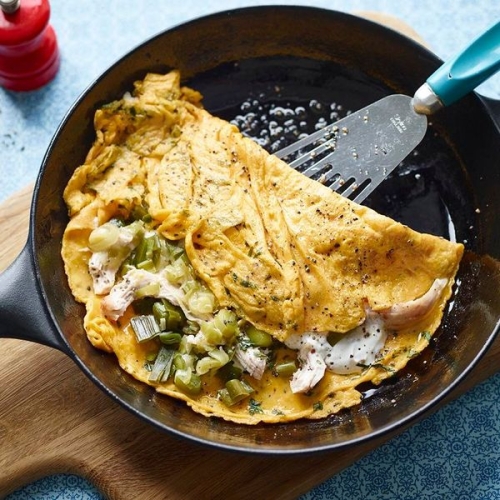 Chicken and tarragon omelette