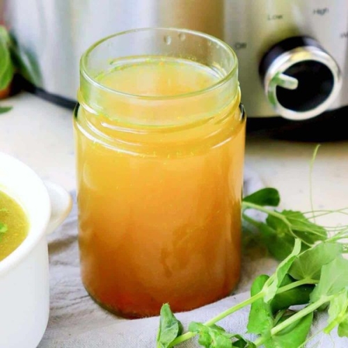 Low Calorie Slow Cooker Chicken Stock