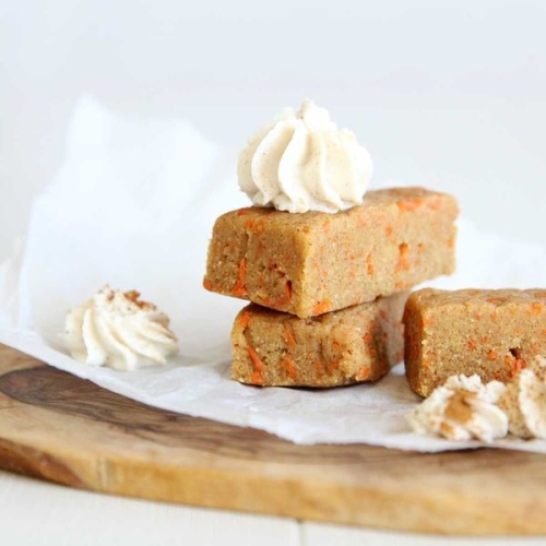 No-Bake Carrot Cake Collagen Protein Bars (Low Carb, Low Calorie Treats!)