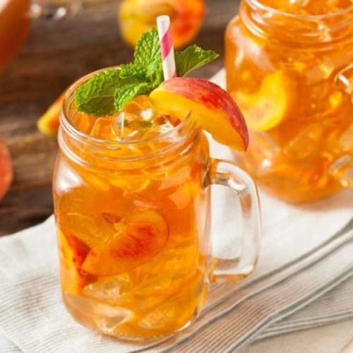 Low Calorie Sweet Peach Iced Tea