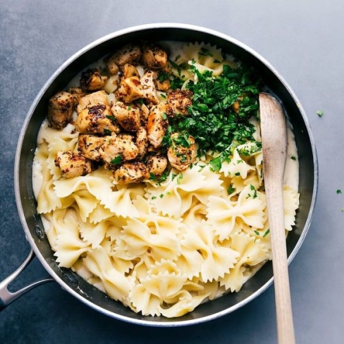 Low Calorie Chicken Alfredo