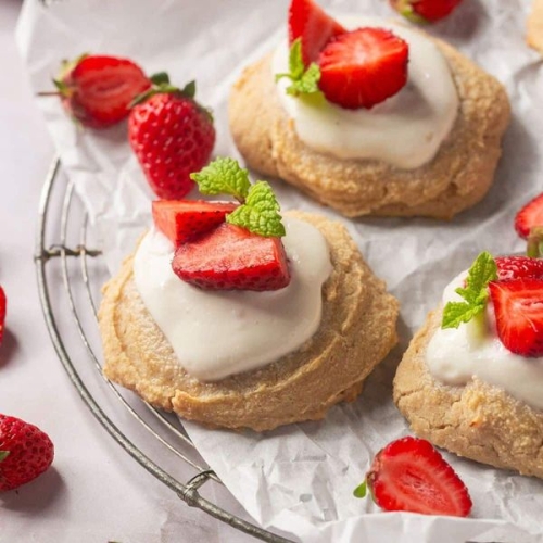 Healthy Strawberry Shortcake
