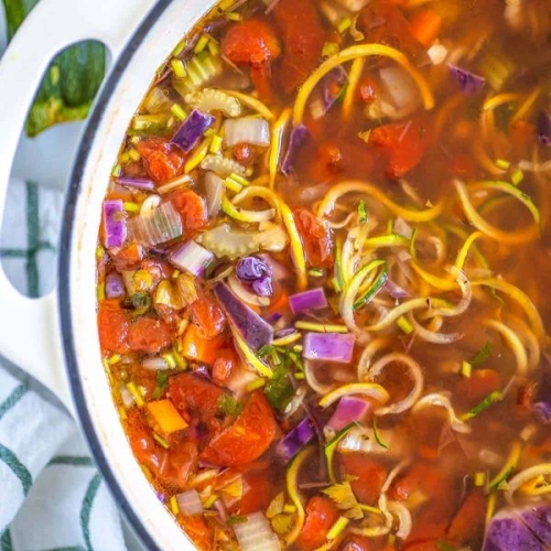 Low Calorie Vegetable Soup with Zucchini Noodles
