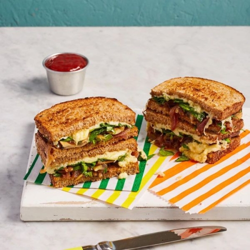 Caramelised Onion Cheese Toasties | Slimming & Weight Watchers Friendly