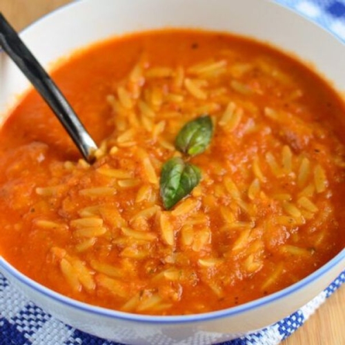 Creamy Tomato and Orzo Soup
