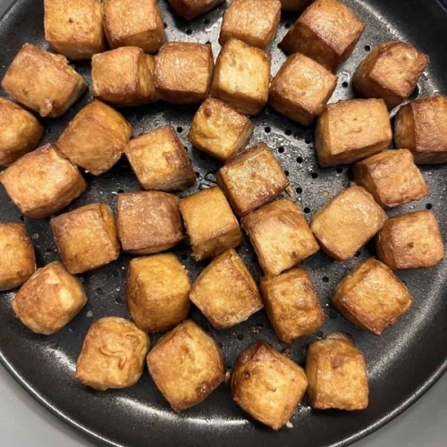 Air fried crispy tofu nuggets | crispy baked tofu nuggets