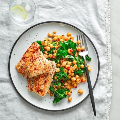 Grilled hake with chickpeas